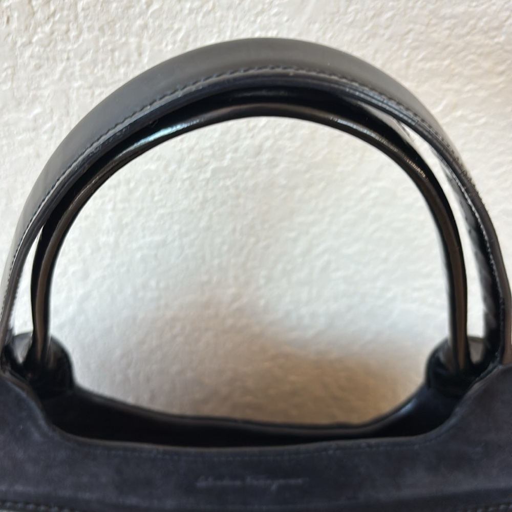 Salvatore Ferragamo Black Suede Gancini Pocket Shoulder Bag - Picture 5 of 14